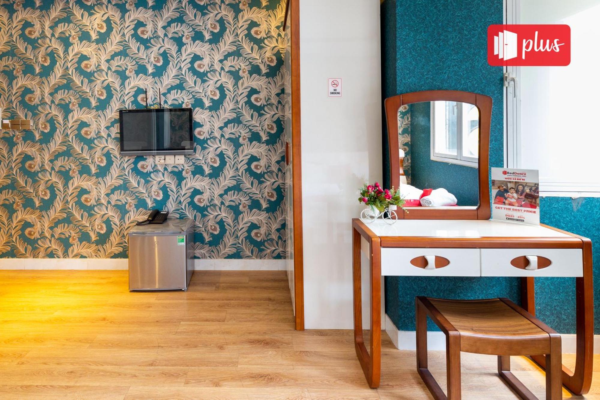 Spring Airport Hotel Хошимин Экстерьер фото