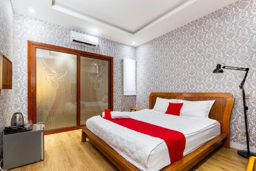 Spring Airport Hotel Хошимин Экстерьер фото