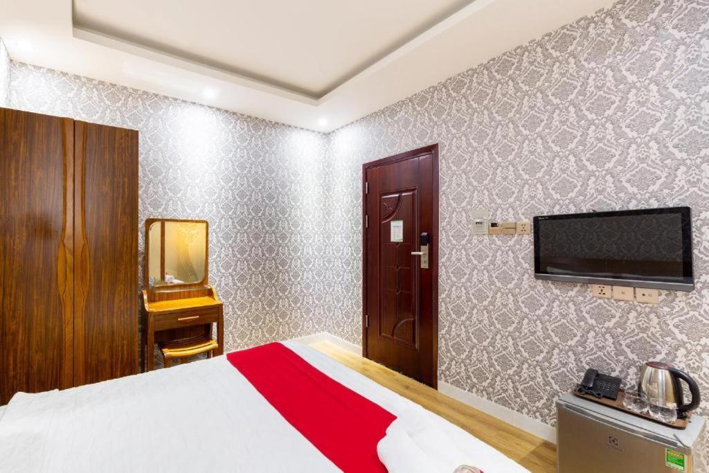 Spring Airport Hotel Хошимин Экстерьер фото